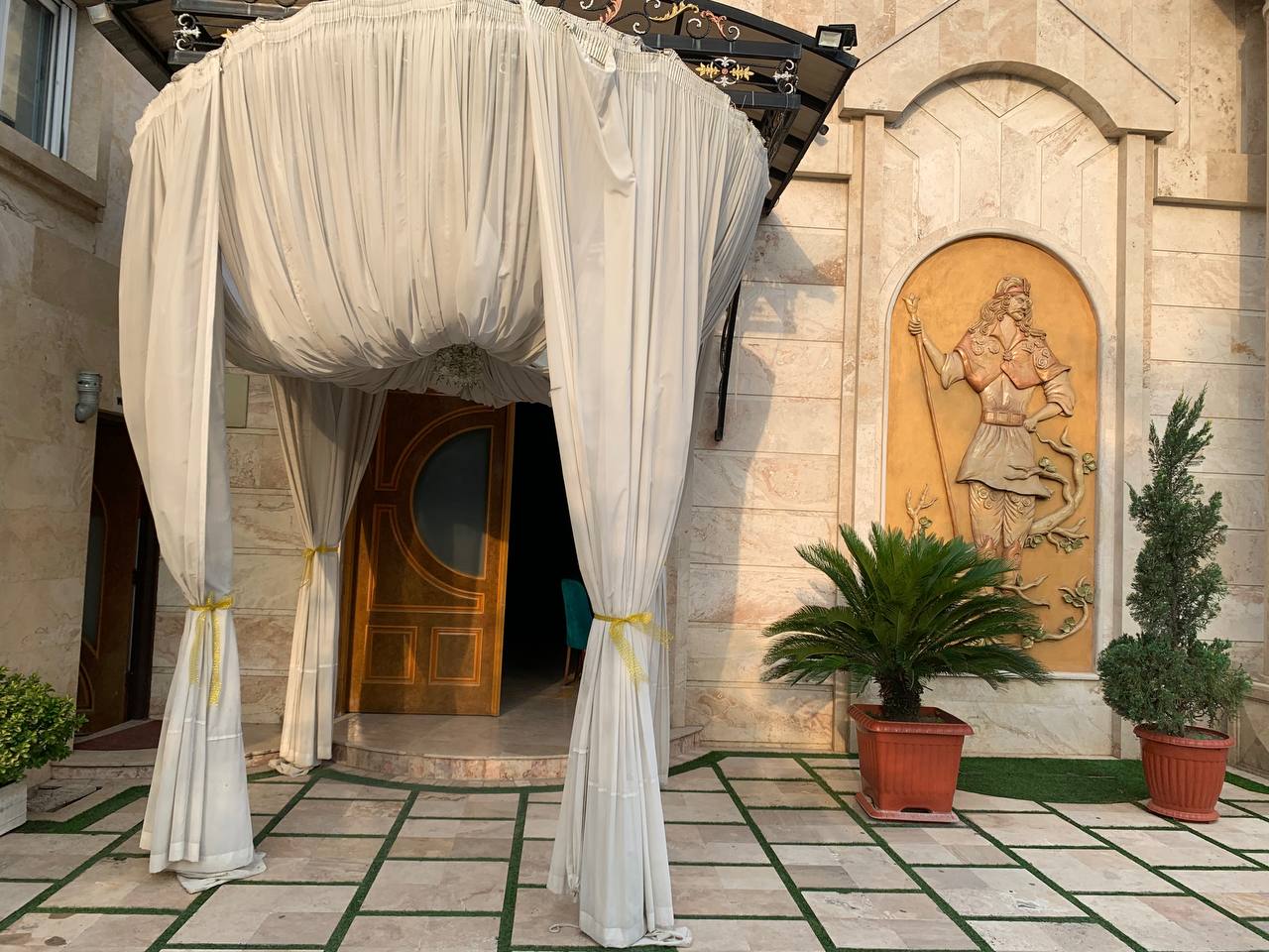 خدمات تالار